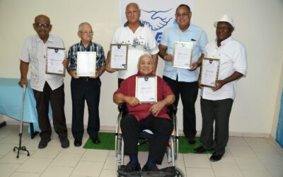 Entrega di “Oorkonde” na e promé “miembronan Honra” di AFBW. 2021